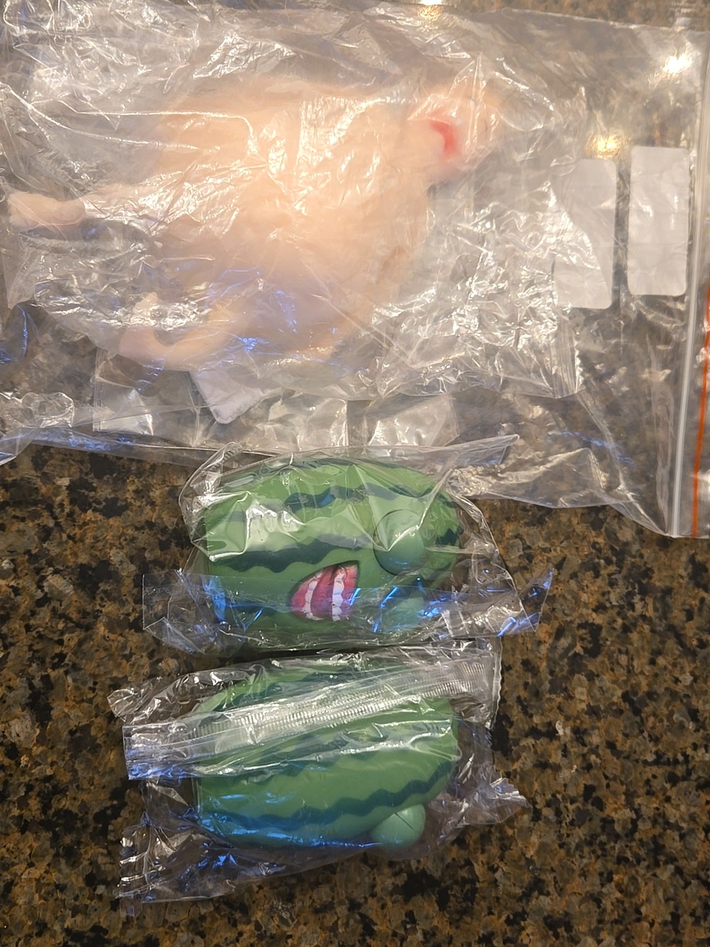 Setbof 3 squishy toys, watermelon and fat guy